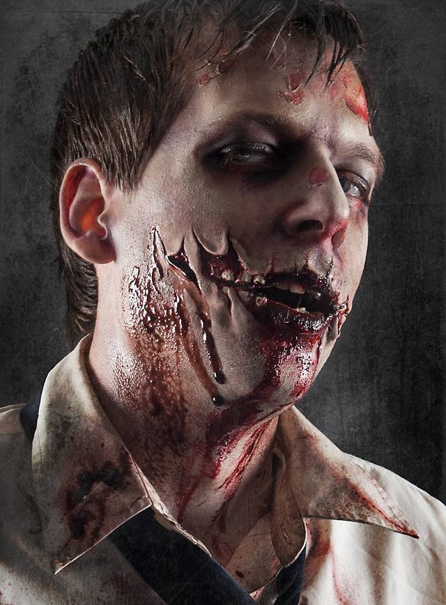 Zombiewunde Halloween Wunden schminken leicht gemacht