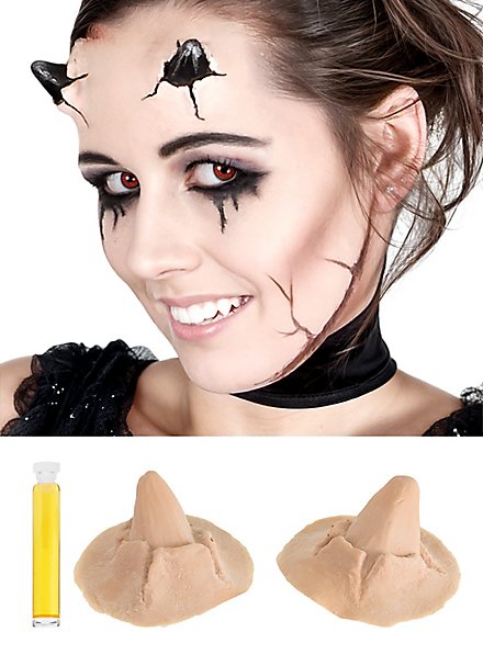 Cornes de Hell Girl Application en latex