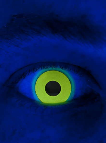 Lenti a contatto UV gialle