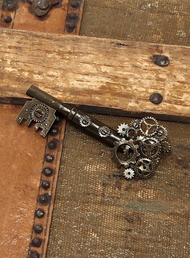 Steampunk Key Brooch