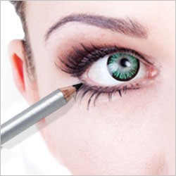Eyeliner & Lip Liner: Kohl pencils & eyeliner pencils