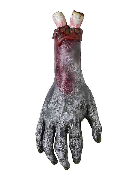 Main de zombie arrachée