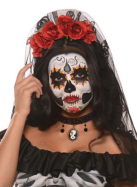 Veil with roses grey