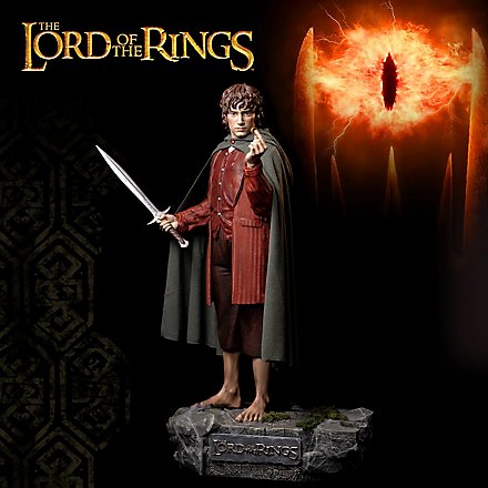 The Lord of the Rings - Frodo Life-Size Statue