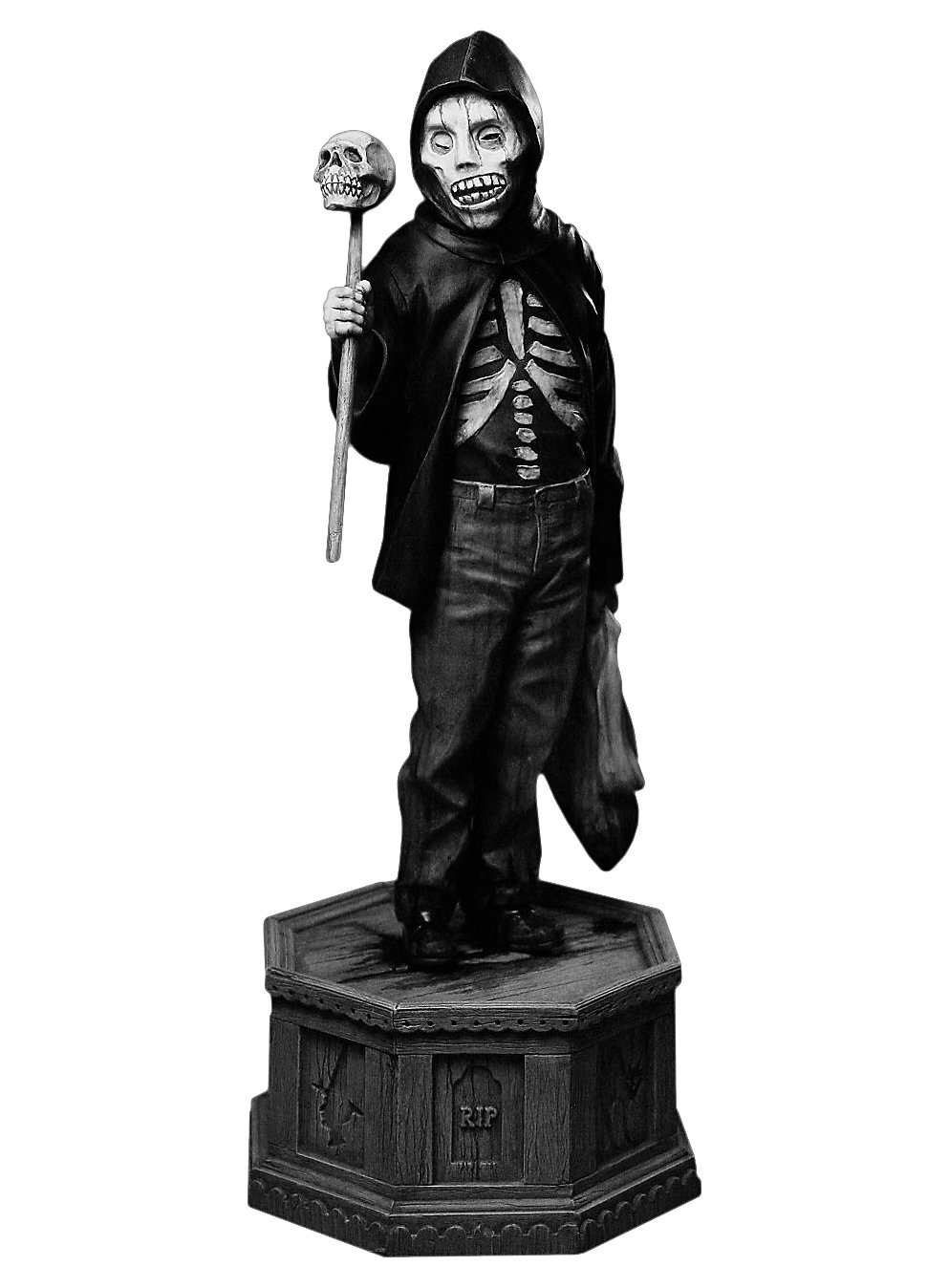 Ghosts of Halloween - Doyle Standbeeld