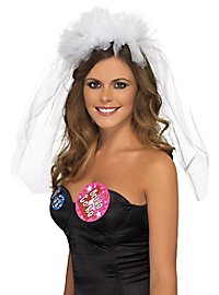 Bridal veil with ruffles