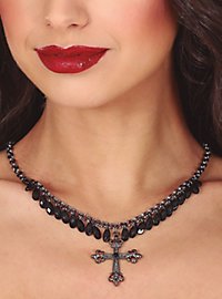 Collana con croce e pietre nere