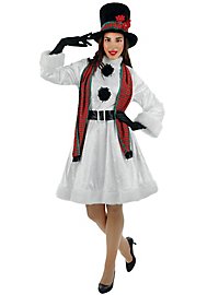 Costume da donna delle nevi in abito invernale