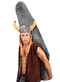 Gaul helmet with horns and plaits