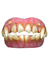 Horror teeth