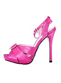 Sandales avec cœur roses