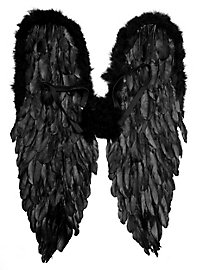 Schwarze Flügel Federn 
