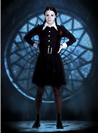 Wednesday Kostume